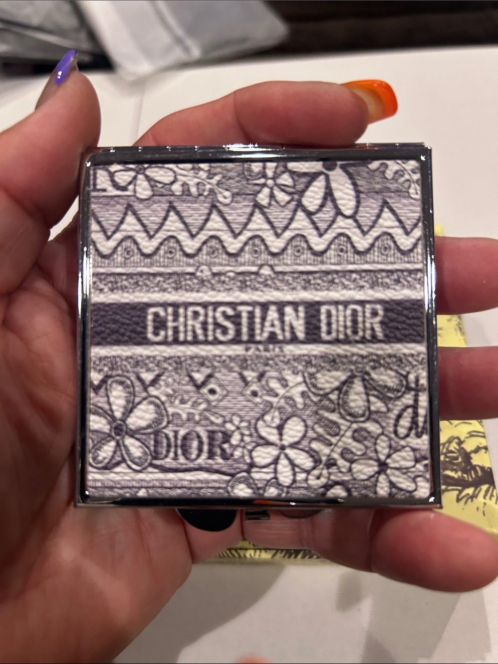 Compact mirror - Picture 5 of 6